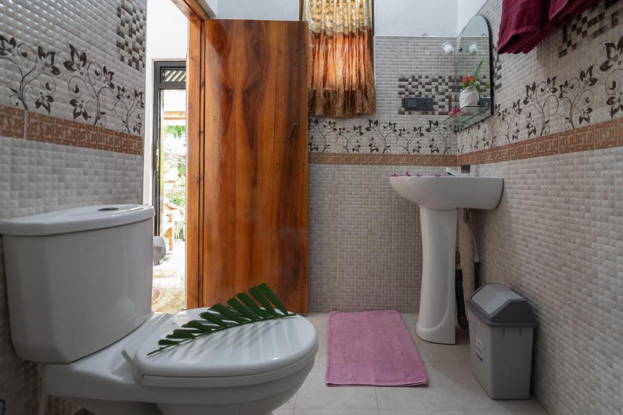 Comfort Beach Hotel Baie d'Arugam Extérieur photo