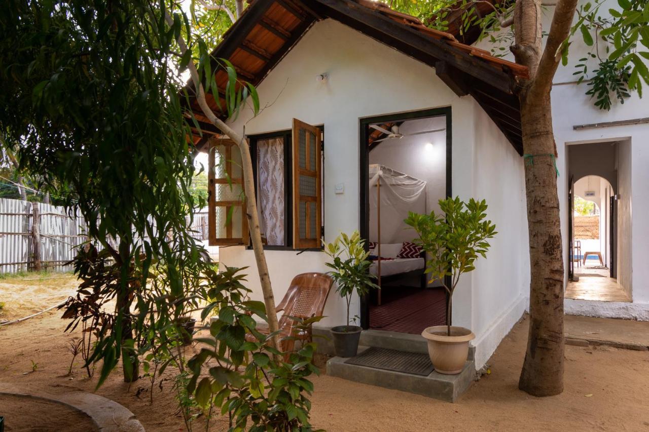 Comfort Beach Hotel Baie d'Arugam Extérieur photo